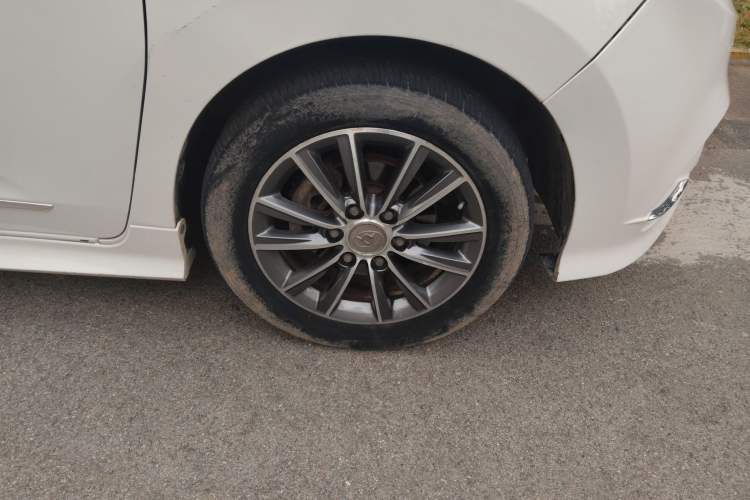 Used SAIC MAXUS G10 2016 2.0T Automatic Flagship Edition