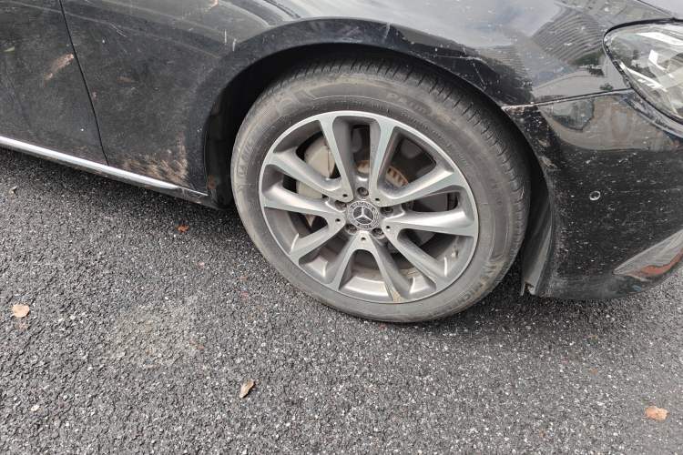 Used Mercedes-Benz E-Class 2018 E 300 L Luxury Model
