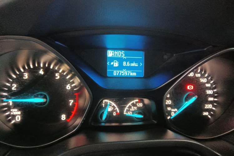 Used Ford Focus 2018 Sedan Classic 1.6L Automatic Trendy SmartDrive Edition
