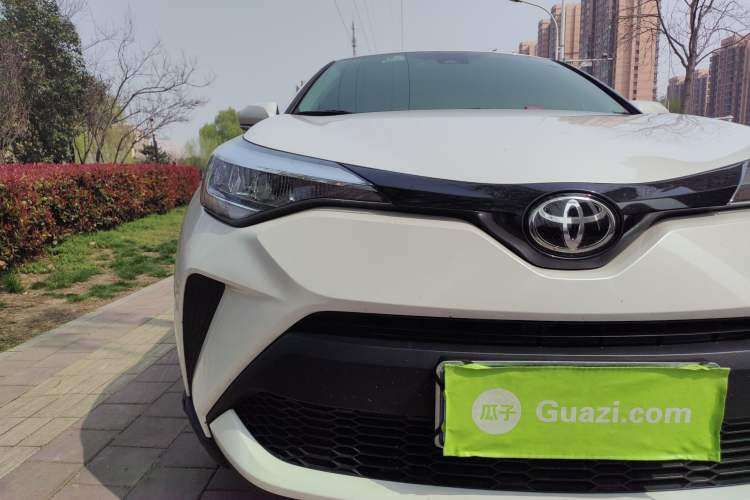 Used Toyota C-HR 2022 2.0L Comfort Edition Right Front Headlight