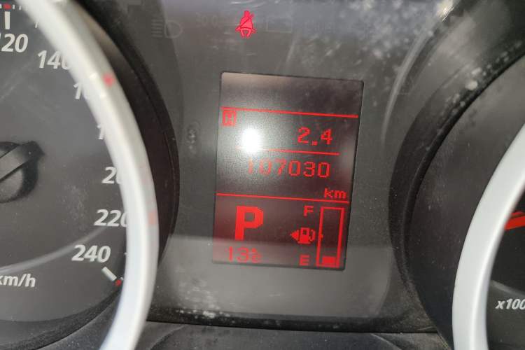 Used Mitsubishi Lancer EX 2012 Classic 1.8L CVT Black-and-White Edition
