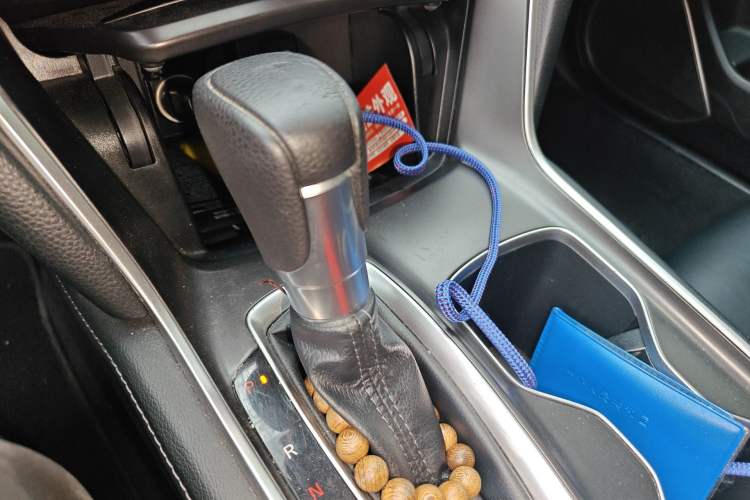 Used Honda Accord 2018 230TURBO Comfort Edition China VI Emission Standard Gear Lever