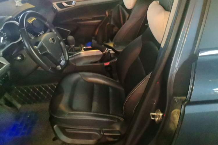 Used Geely Auto Emgrand GL 2017 1.8L Manual Elite Model
