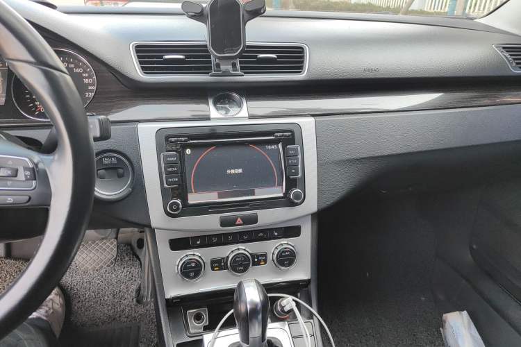 Used Volkswagen Magotan 2013 1.8TSI Prestige Model
