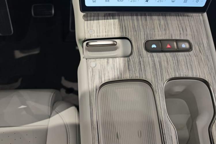 Used Nio ET7 2024 75 kWh Executive Edition