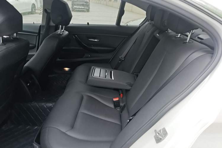 Used BMW 3 Series 2017 320Li Fashion Model
