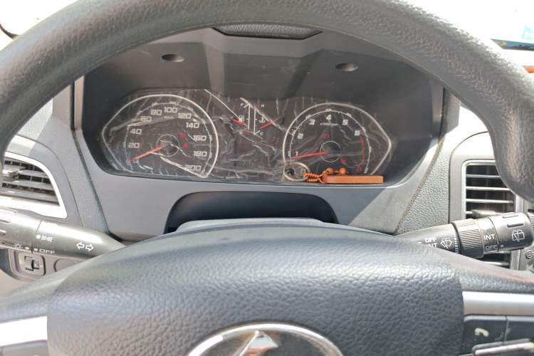 Used Leopaard Q6 2015 2.4L Manual 4x4 Excellence Edition