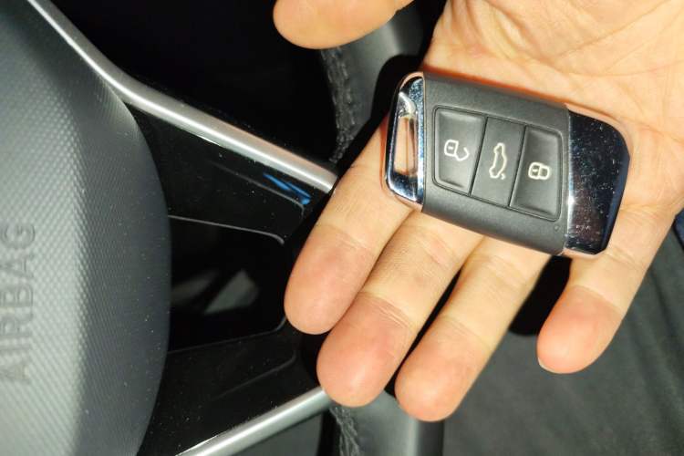 Used Volkswagen Magotan 2023 2 Million Units Commemorative Edition 330TSI DSG Luxury Version