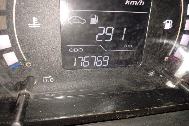 Used Roewe 350 2014 1.5L Manual Xunchi Edition