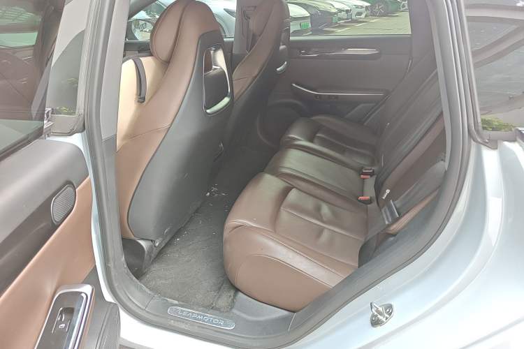 Used Leapmotor C01 2023 Extended-Range 316 Comfort Edition Left Rear Seat