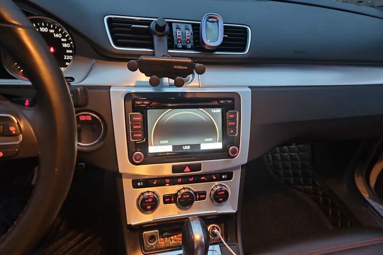 Used Volkswagen FAW-Volkswagen CC 2016 1.8TSI Luxury Model