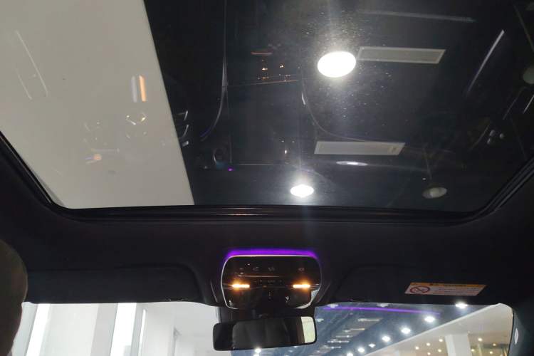 Used Mercedes-Benz C-Class 2025 C 260 L Obsidian Night Sport Edition Headliner