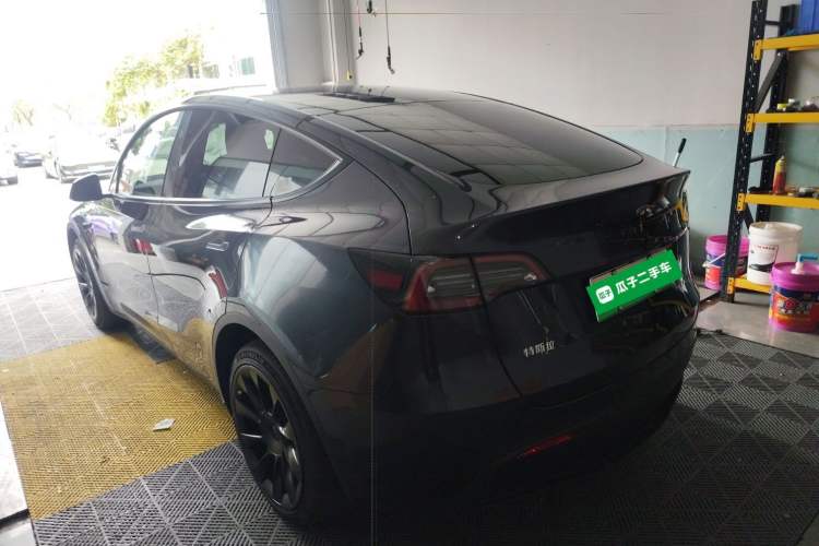 Used Tesla Model Y 2024 Long-Range All-Wheel-Drive Version
