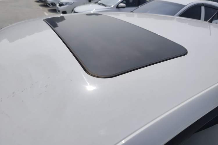 Used Volkswagen Polo 2016 1.6L Automatic Comfort Model