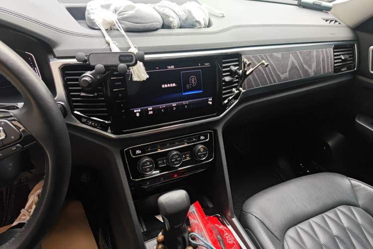 Used Volkswagen Teramont 2019 530 V6 Four-Wheel Drive Flagship Version China V Standard