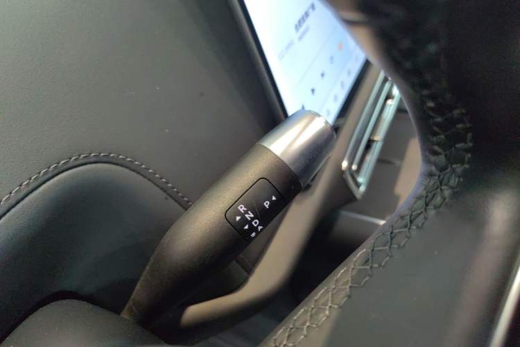 Used Li Auto L9 2022 Max model Gear Lever