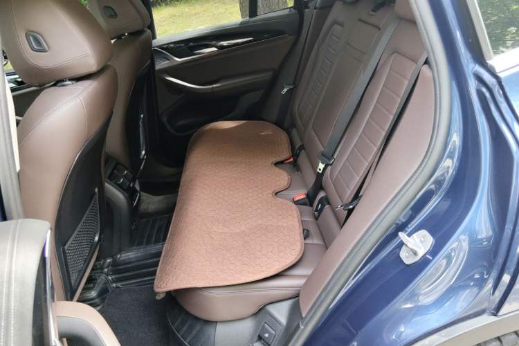 Used BMW X3 2018 xDrive25i Luxury Package China V Left Rear Seat