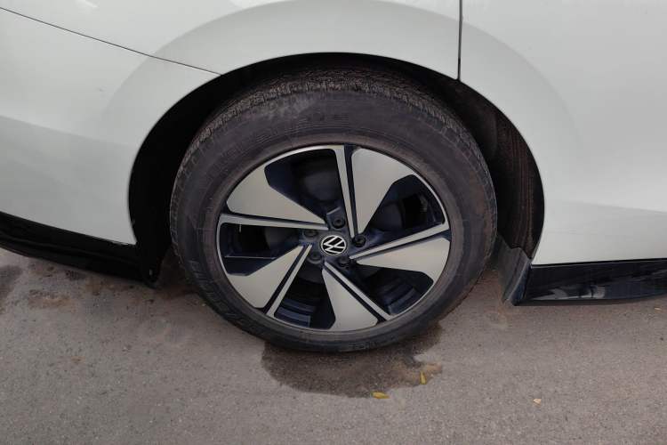 Used Volkswagen ID.7 VIZZION 2024 AIR model
