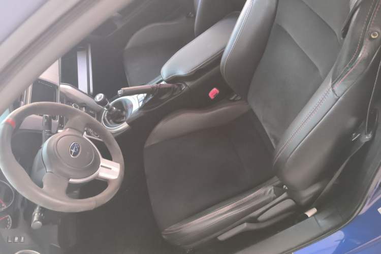 Used Subaru BRZ 2015 2.0i Manual Model