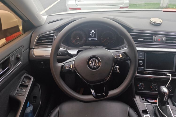 Used Volkswagen Lamando 2019 230TSI DSG Fashion Edition China VI