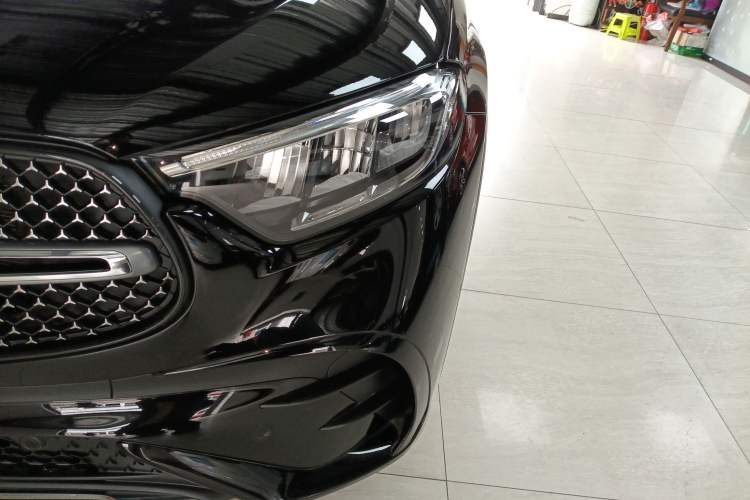 Used Mercedes-Benz GLC 2024 Facelifted GLC 260 L 4MATIC Luxury Version 5 Seats