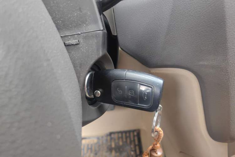 Used Ford Focus 2011 Hatchback 1.8L Automatic Fashion Edition
