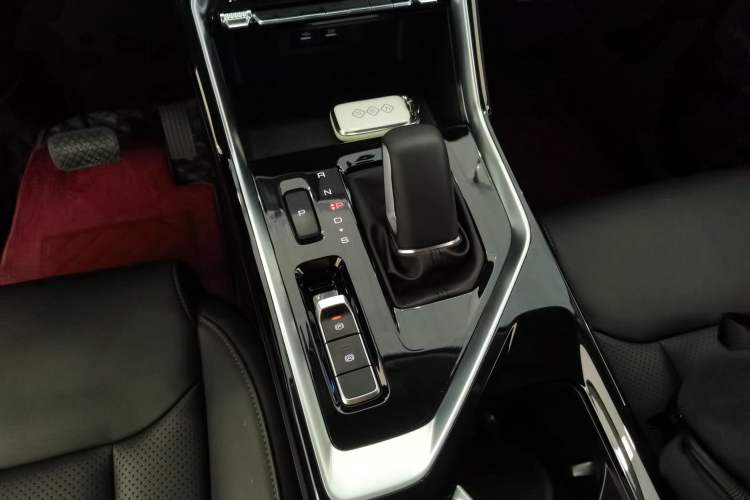 Used Wuling Asta 2022 2.0L DHT Electric Power Version