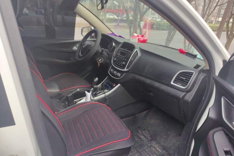 Used Baojun 560 2016 1.8L Manual Value Edition