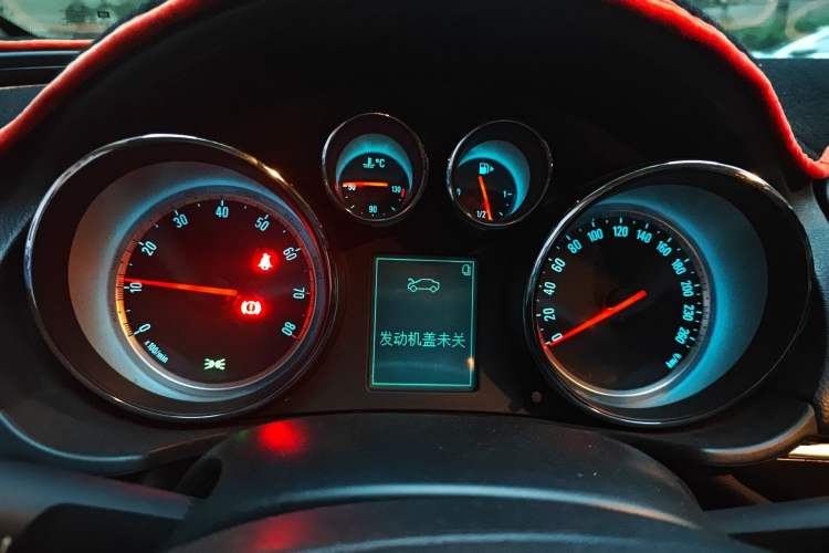 Used Buick Regal 2015 1.6T Leading Technology Model Instrument Cluster