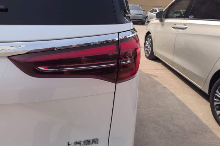 Used Buick GL8 2022 ES Landtrek 653T Flagship Model
