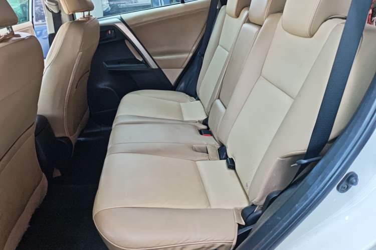 Used Toyota RAV4 2013 2.5L Automatic 4x4 Elite Edition
