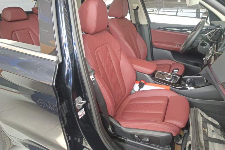 Used BMW X3 2023 xDrive25i M Sport Package
