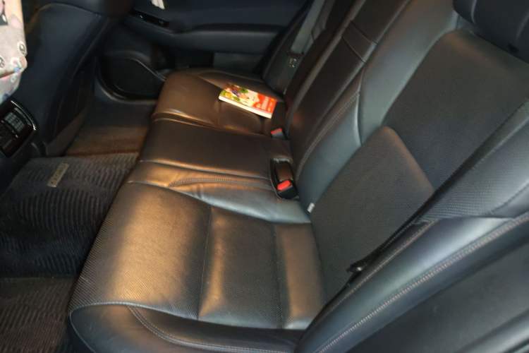 Used Toyota Crown 2015 2.0T Fashion Edition