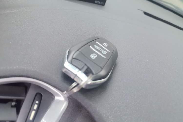Used Citroen C4L 2014 1.6THP Intelligent Drive Automatic Dynamic Model Vehicle Key