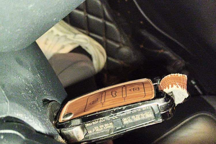 Used Volkswagen Tiguan 2016 280TSI Automatic Two-Wheel Drive Silk Road Comfort Edition Vehicle Key