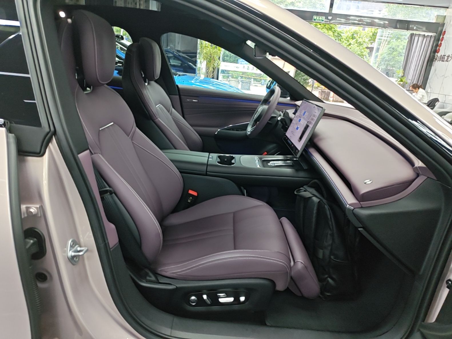 Xiaomi Auto SU7 2026 Model Standard Edition — снимка 19