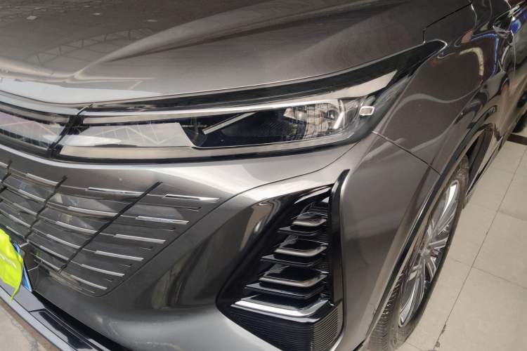 Used Changan CS75 PLUS 2024 3rd Generation Champion Edition 1.5T Intelligent Drive Dynamic Model