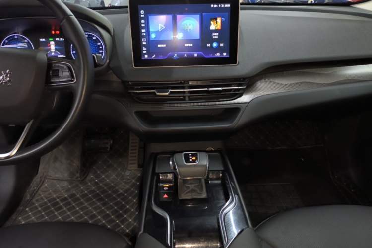 Used Hongqi E-QM5 2023 Revised Version Basic Travel Edition
