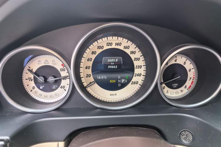 Used Mercedes-Benz E-Class 2015 E 260 L Sport Edition Instrument Cluster