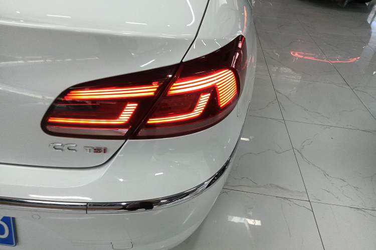 Used Volkswagen FAW-Volkswagen CC 2013 1.8TSI Prestige Model
