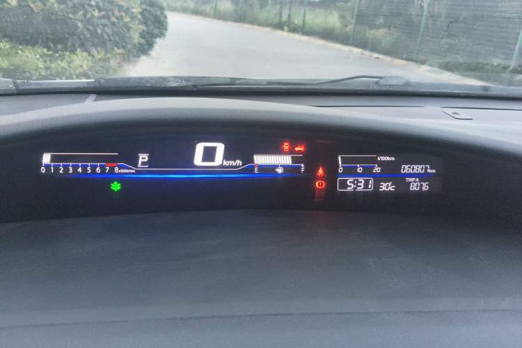 Used Honda Jade 2017 1.8L automatic Comfort version 5 seats
