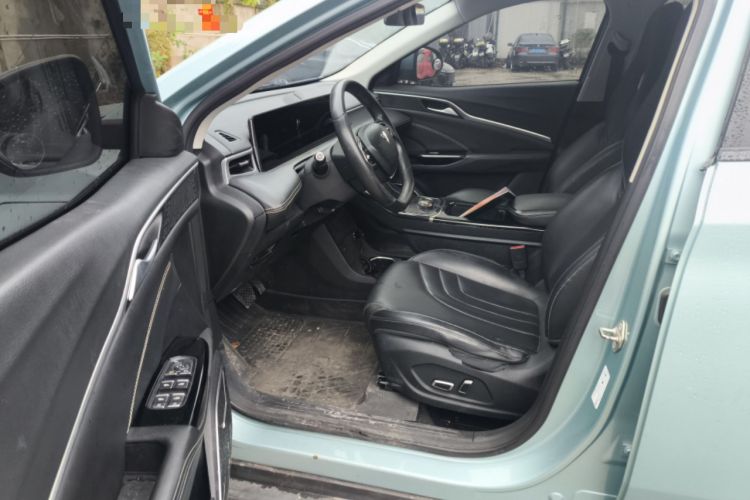 Used NETA U 2021 Pro 400 Industry Custom Edition Driver Seat