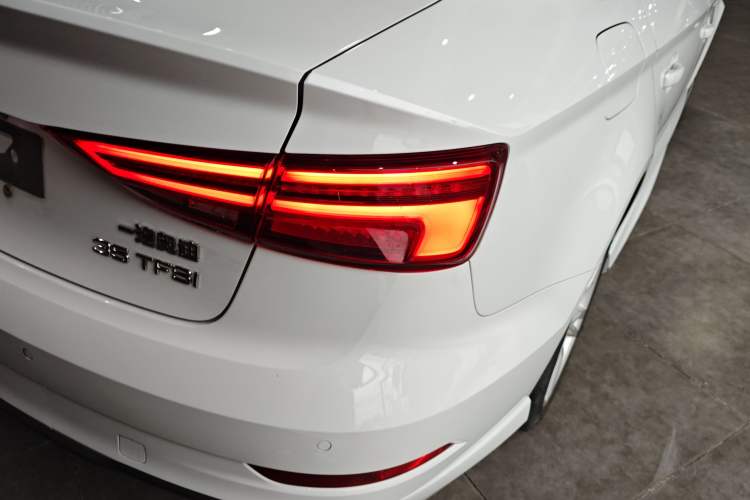 Used Audi A3 2020 Limousine 35 TFSI Fashion Edition China VI Emission Standard

