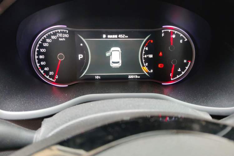 Used Kia Sportage R 2019 2.0L Automatic Smart Luxury Edition Odometer Close Up