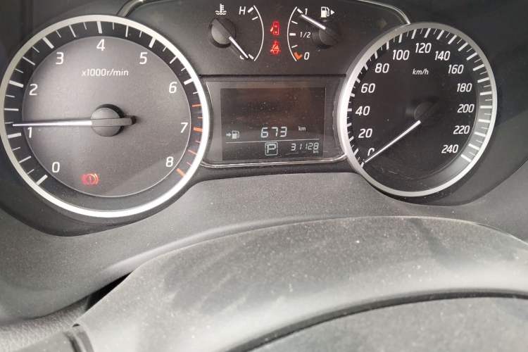 Used Nissan Sylphy 2024 Classic 1.6XL CVT Luxury Edition Odometer Close Up