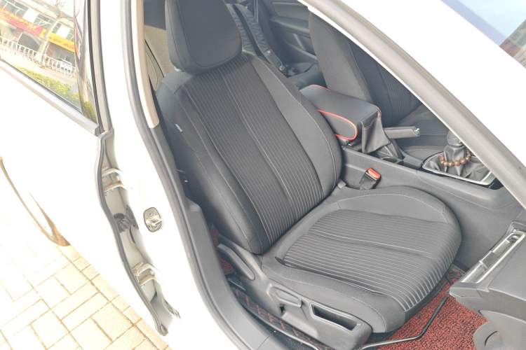 Used Peugeot 408 2018 Revised Version 1.8L Manual Leading Edition Right Front Seat