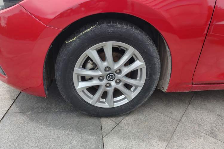 Used Mazda 3 Axela 2017 Sedan 1.5L Automatic Luxury Model Emission Standard China V