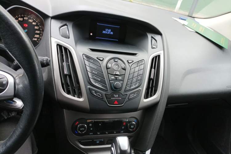 Used Ford Focus 2012 Hatchback 1.6L Automatic Fashion Edition