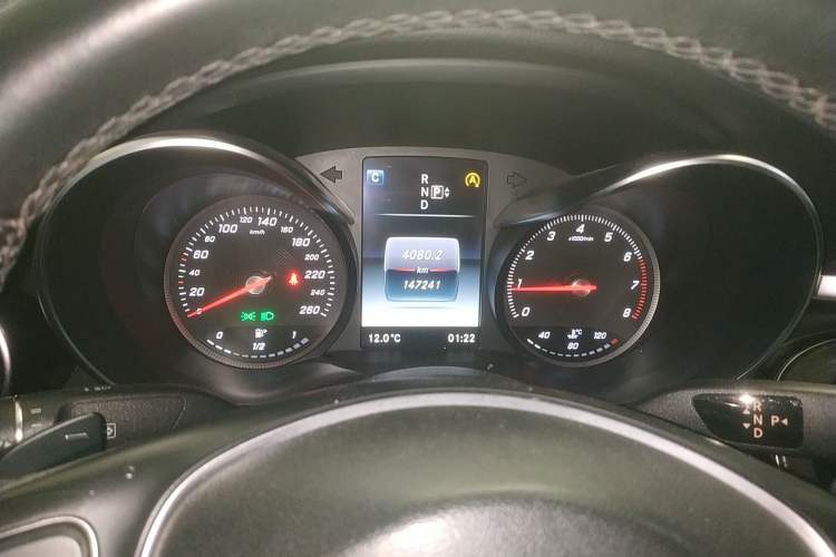 Used Mercedes-Benz C-Class 2015 C 200 L Sport Edition Instrument Cluster