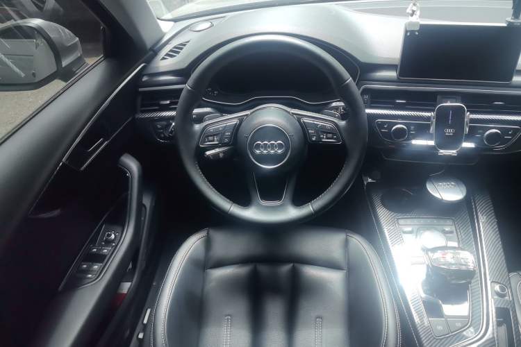 Used Audi A4L 2017 45 TFSI quattro Sport Edition Steering Wheel